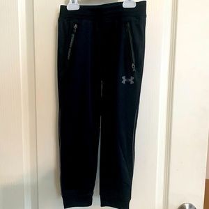 Size 4 little boys under armor track pants